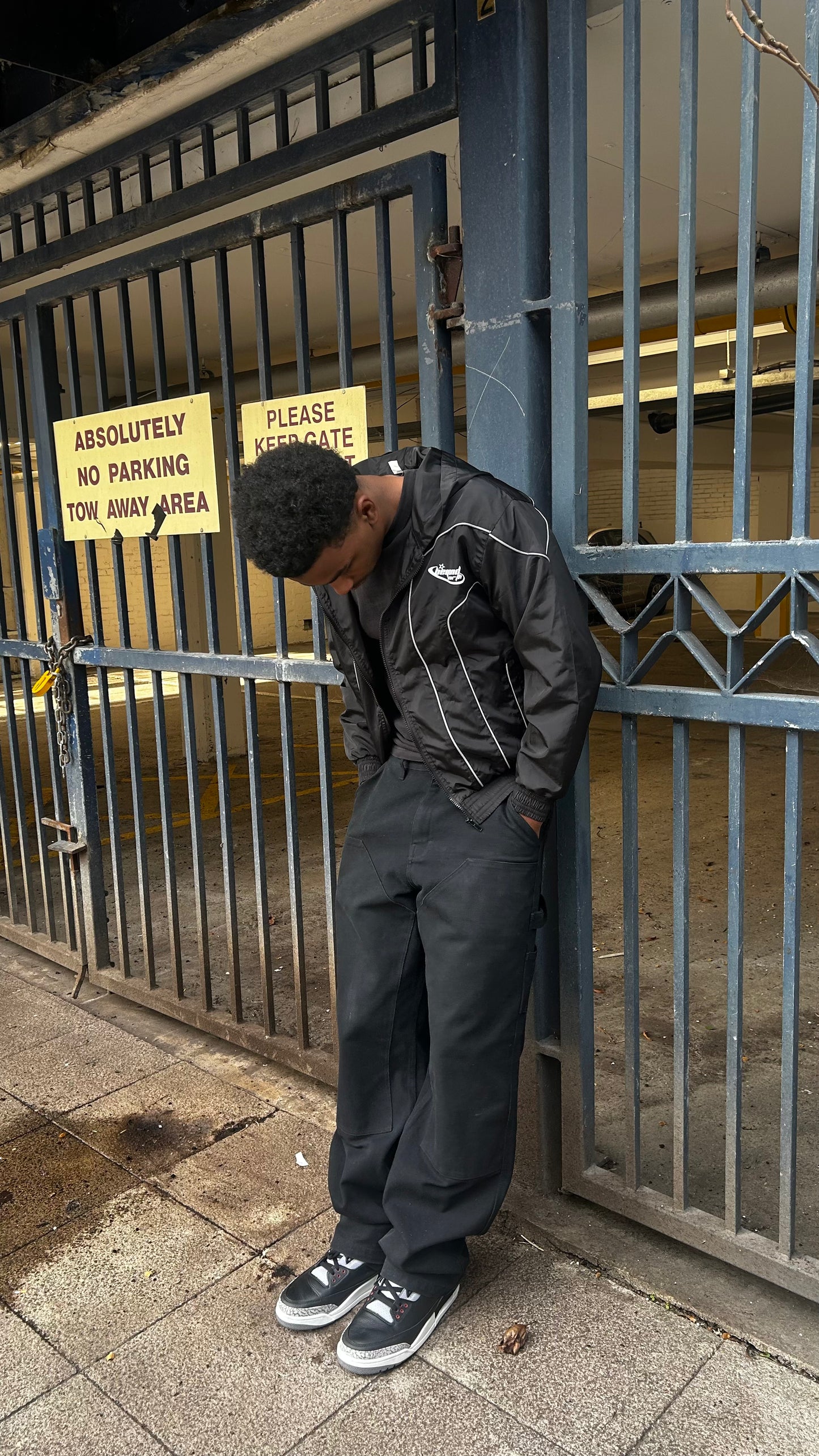 BE Windbreaker Jacket (Black)
